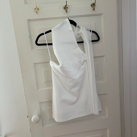 MARCELLA NEW YORK ASYMMETRICAL MESH ONE SLEEVE TOP - Picture 3 of 4